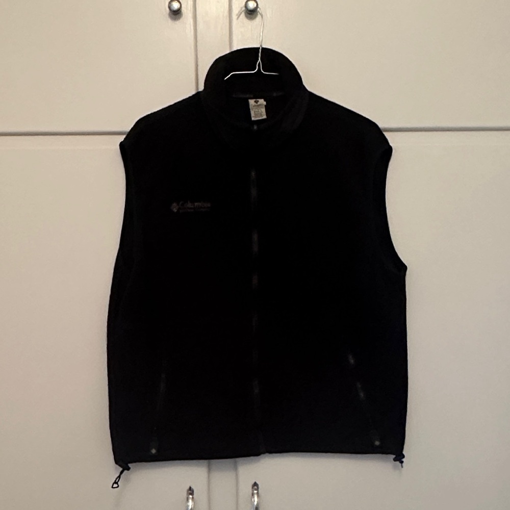 LIKE NEW Vintage Fleece Columbia Men's Black Vest